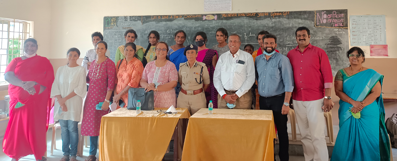 Karkai Nandre program — group photo with trust and community members
