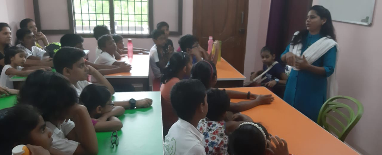 Thulirgal weekend session — classroom activity